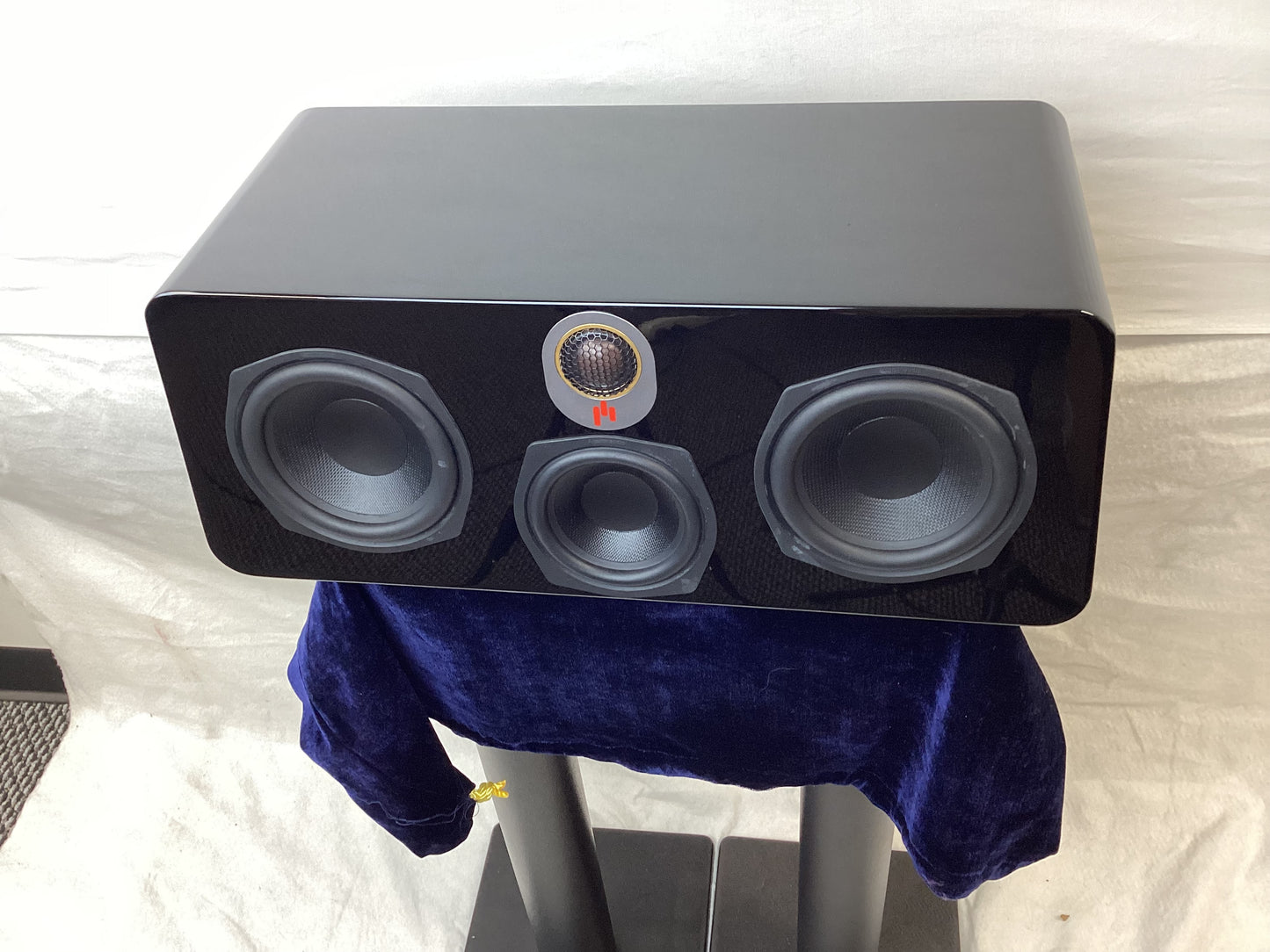 Novus N5C 5.25" Center Channel Speaker - Open Box A-Stock - 010Y